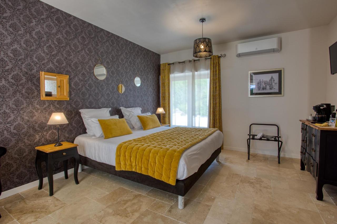 Domaine Des Pierres Blanches - Chambres D'Hotes Carlux ภายนอก รูปภาพ