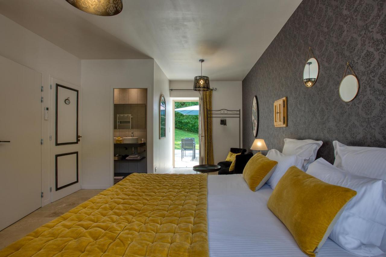 Domaine Des Pierres Blanches - Chambres D'Hotes Carlux ภายนอก รูปภาพ