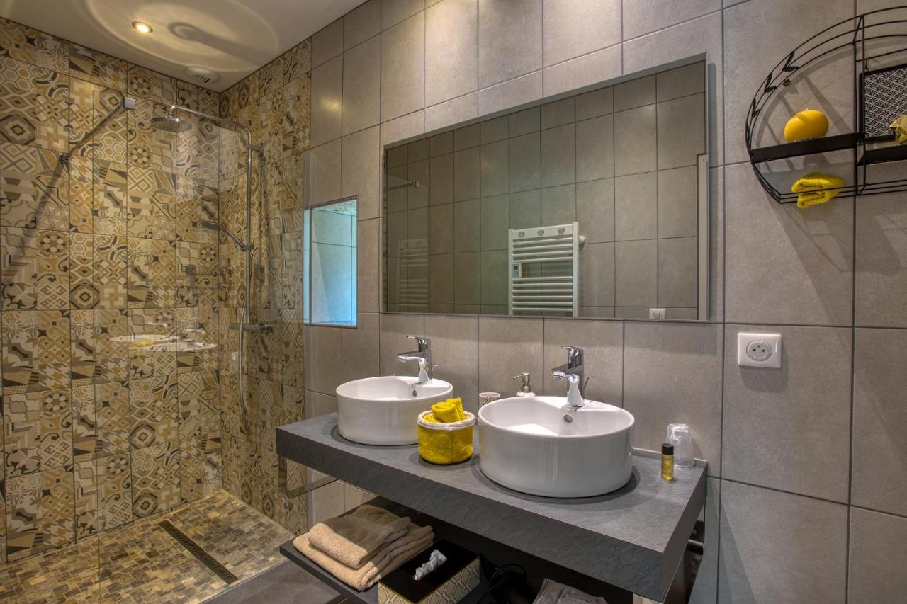 Domaine Des Pierres Blanches - Chambres D'Hotes Carlux ภายนอก รูปภาพ