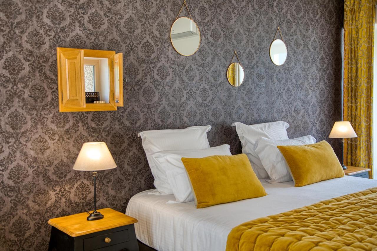 Domaine Des Pierres Blanches - Chambres D'Hotes Carlux ภายนอก รูปภาพ