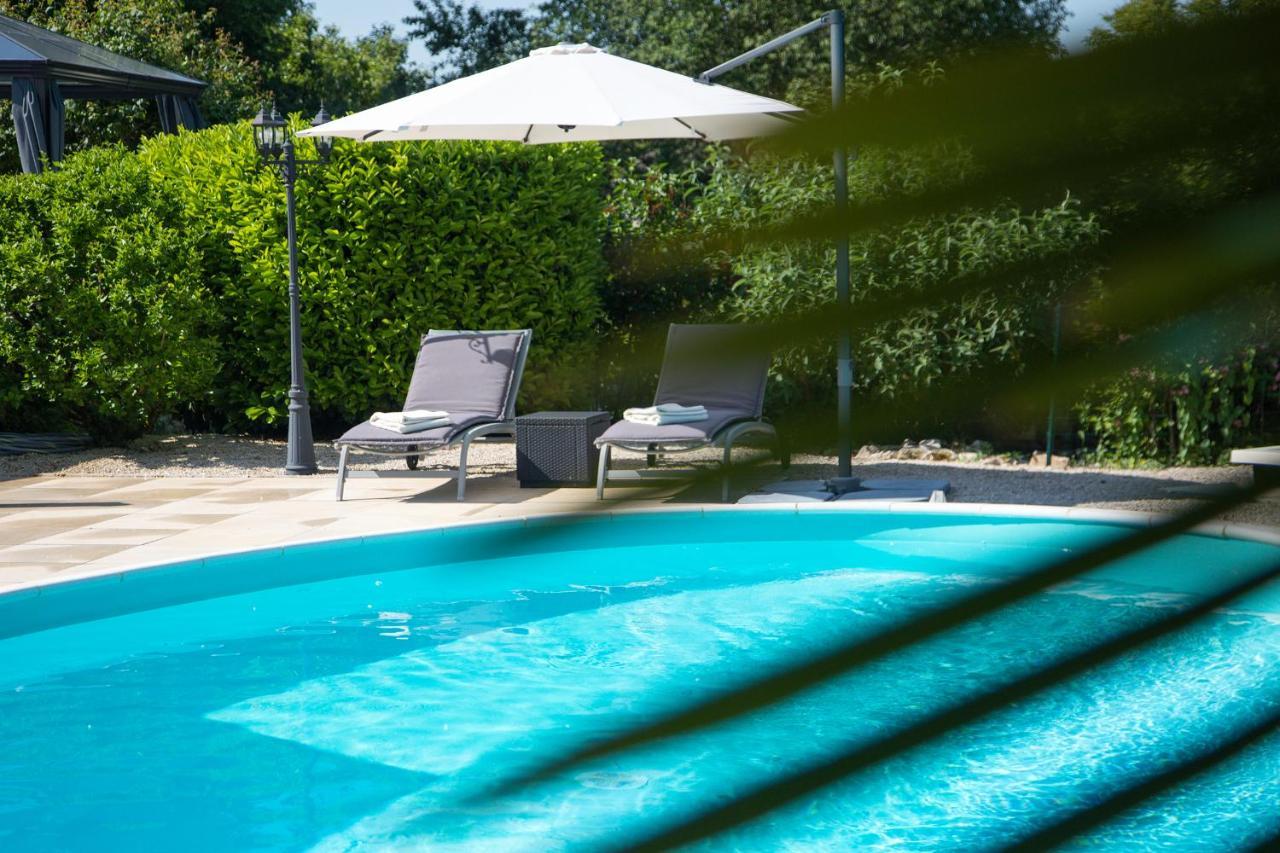 Domaine Des Pierres Blanches - Chambres D'Hotes Carlux ภายนอก รูปภาพ