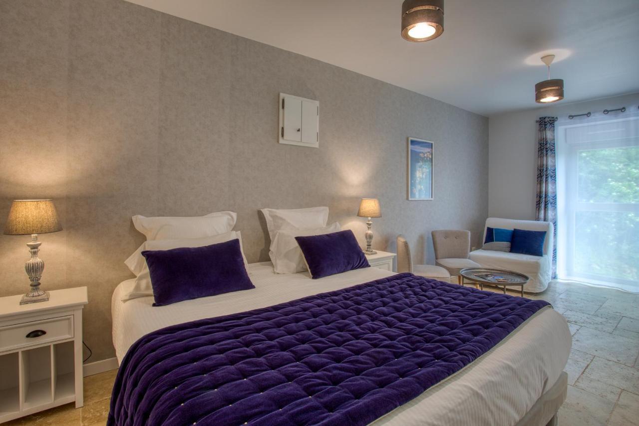 Domaine Des Pierres Blanches - Chambres D'Hotes Carlux ภายนอก รูปภาพ