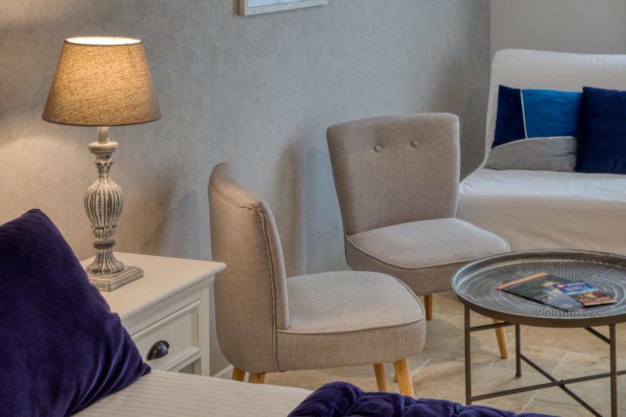 Domaine Des Pierres Blanches - Chambres D'Hotes Carlux ภายนอก รูปภาพ